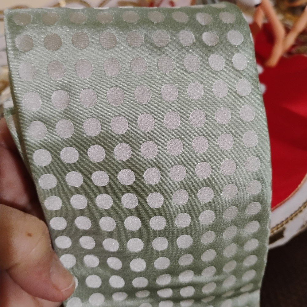 BURBERRY LONDON 💯 SILK TIE - Picture 5 of 8